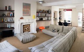 Lovely 4 Bed House 200M From The Beach